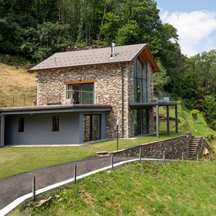 Maison rénovée sur le lac Majeur