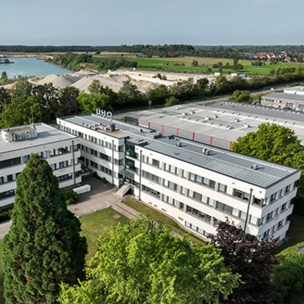Bedrijfspand in Iffezheim