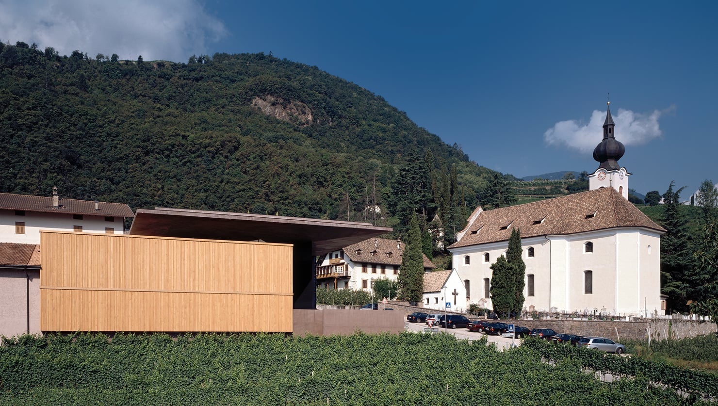 Aging well. New wine architectures in Italy