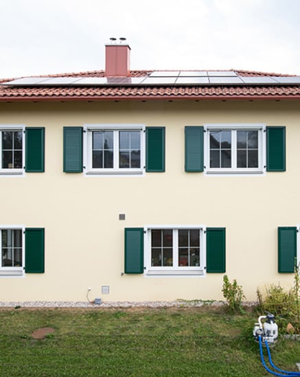 Charmanter Neubau im Toscana-Stil