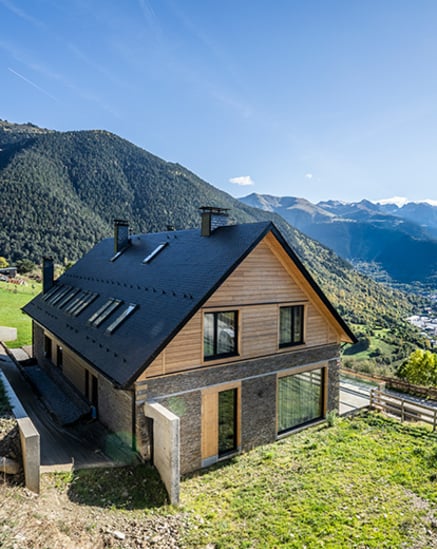 Nieuwbouw in het hart van de Pyreneeën